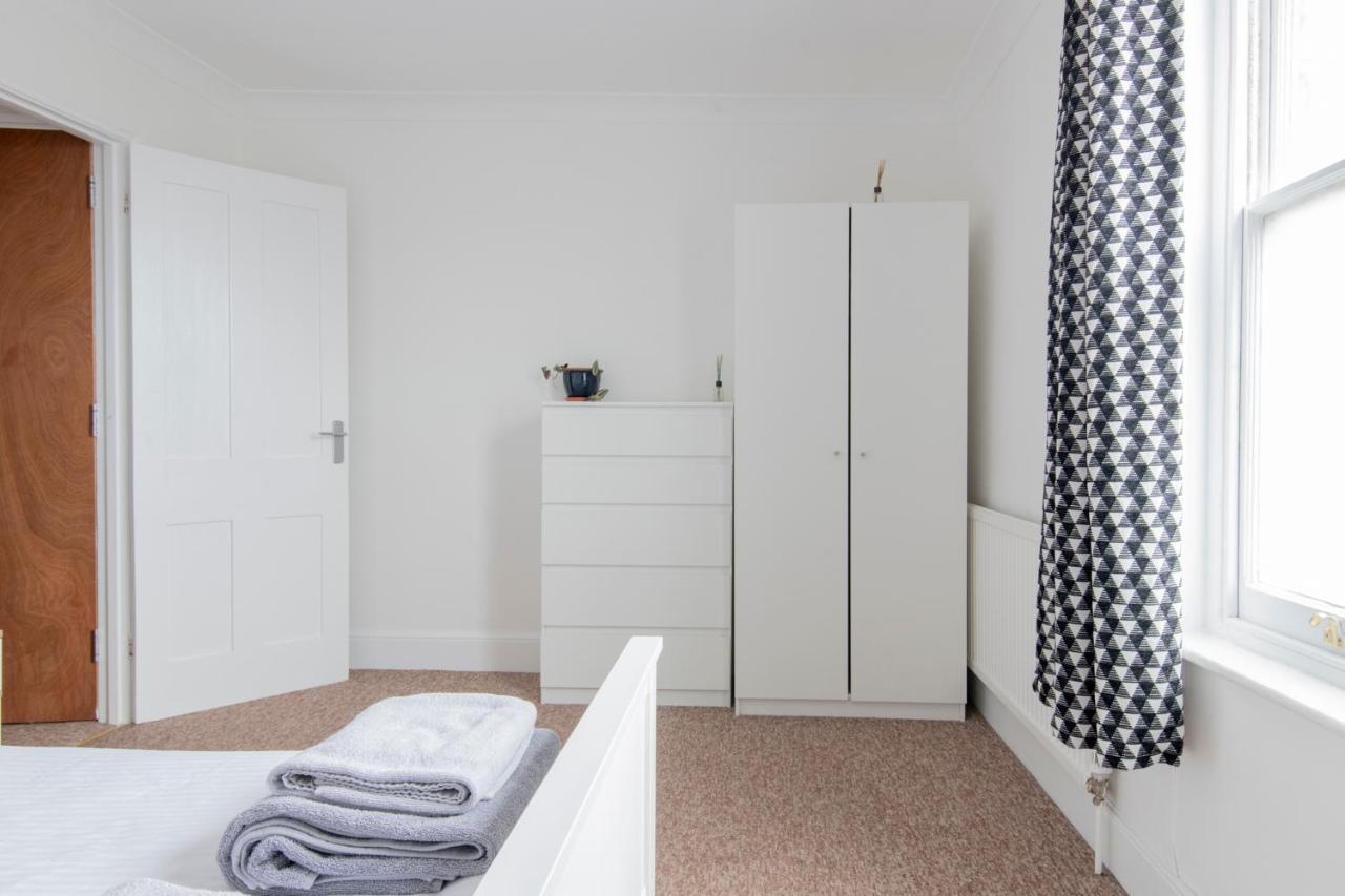 Apartamento Fantastic 3 Bed Brighton House- Sleeps 6- Superfast Wifi And Garage Exterior foto